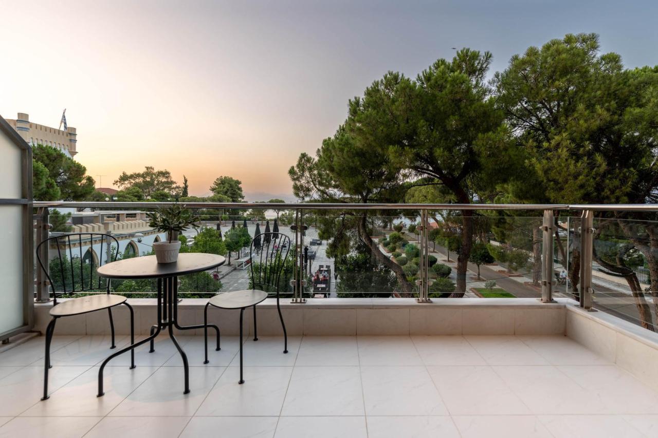 Byron Luxury Apartments Егіо Екстер'єр фото