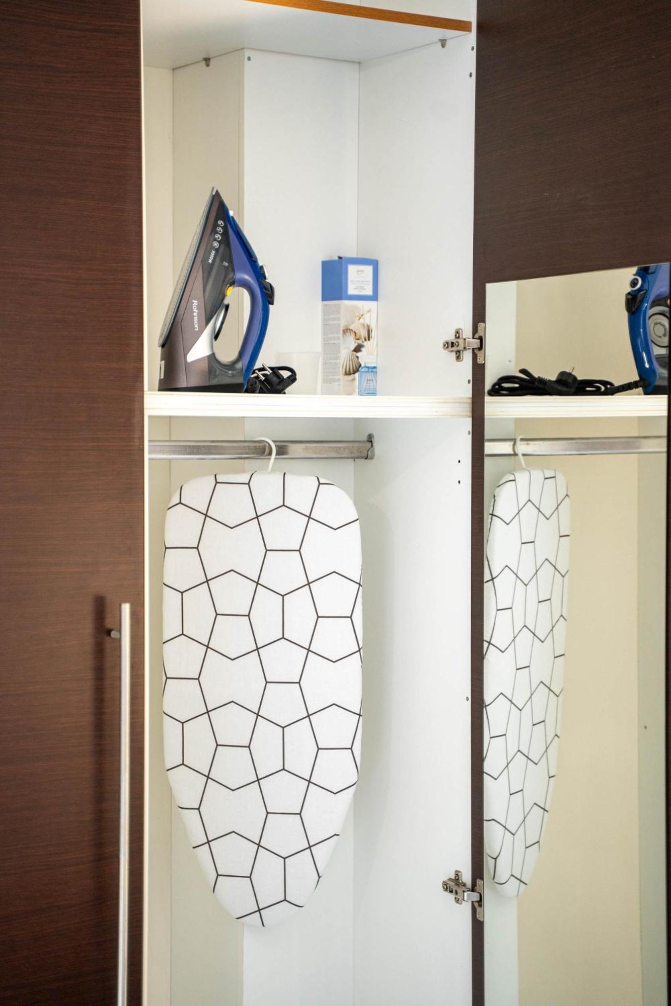 Byron Luxury Apartments Егіо Екстер'єр фото
