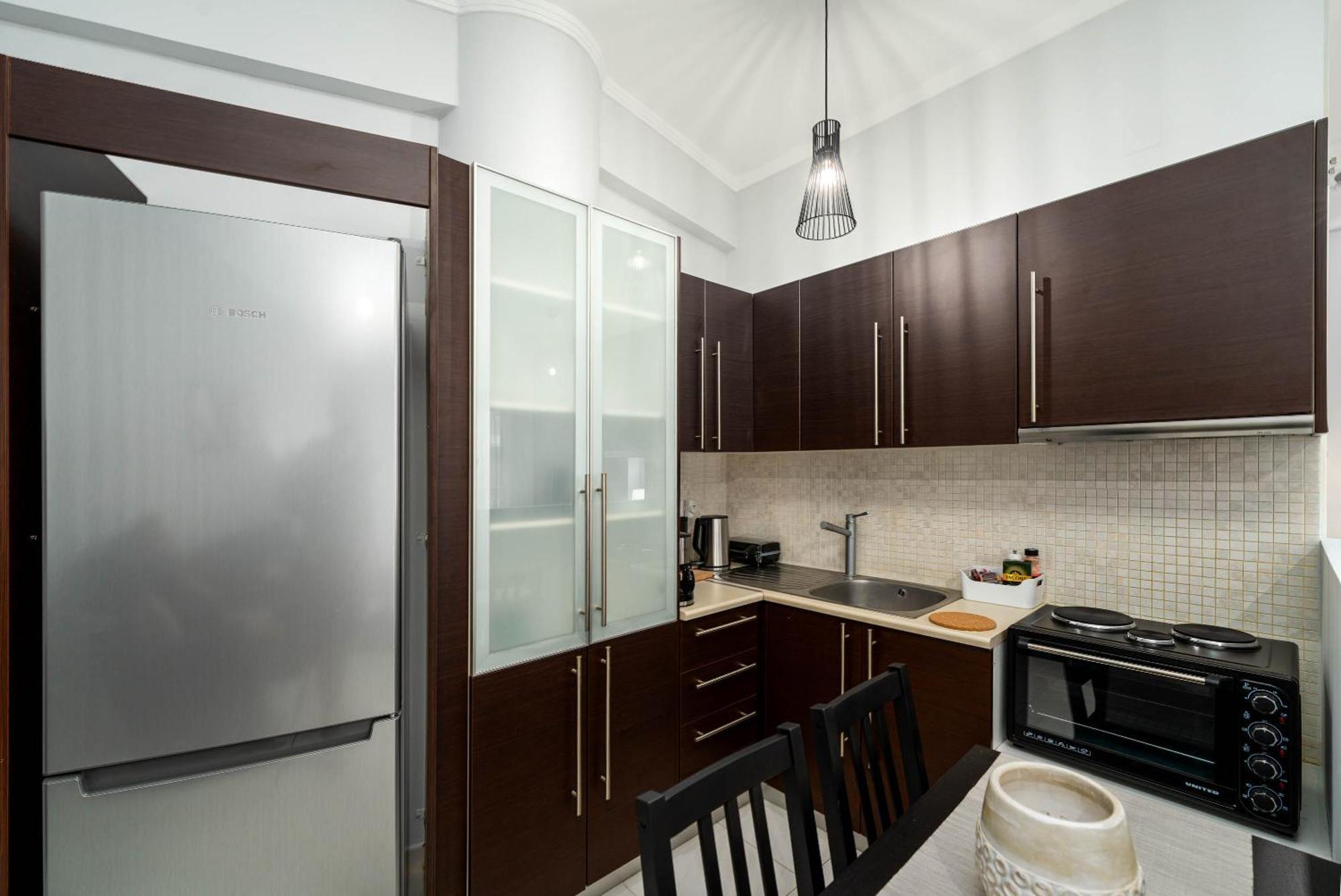 Byron Luxury Apartments Егіо Екстер'єр фото