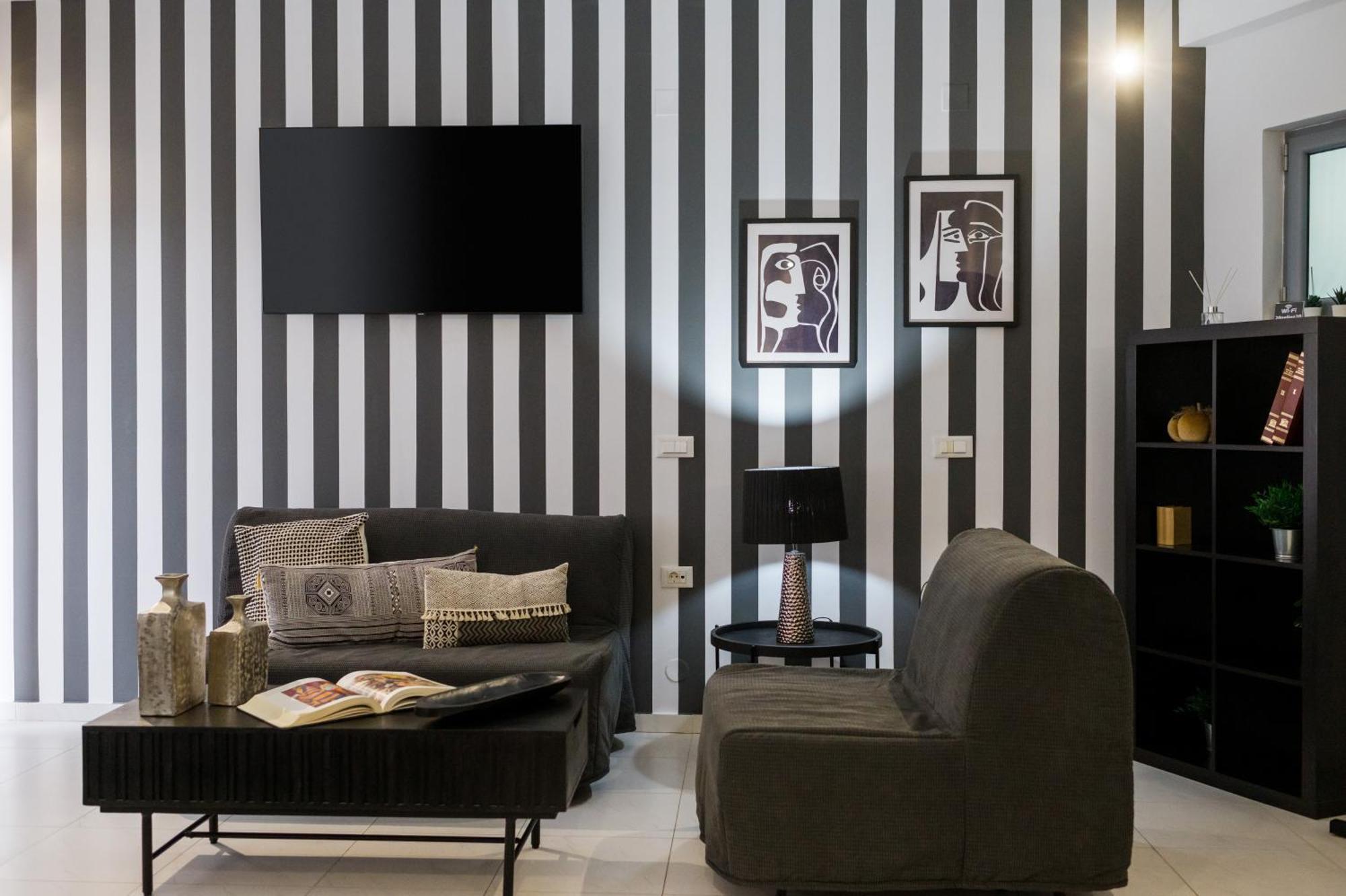 Byron Luxury Apartments Егіо Екстер'єр фото
