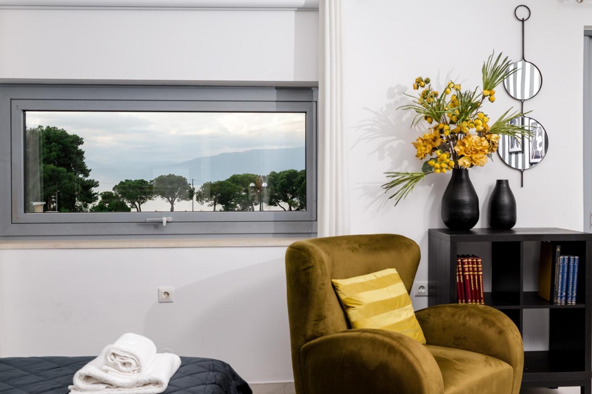 Byron Luxury Apartments Егіо Екстер'єр фото