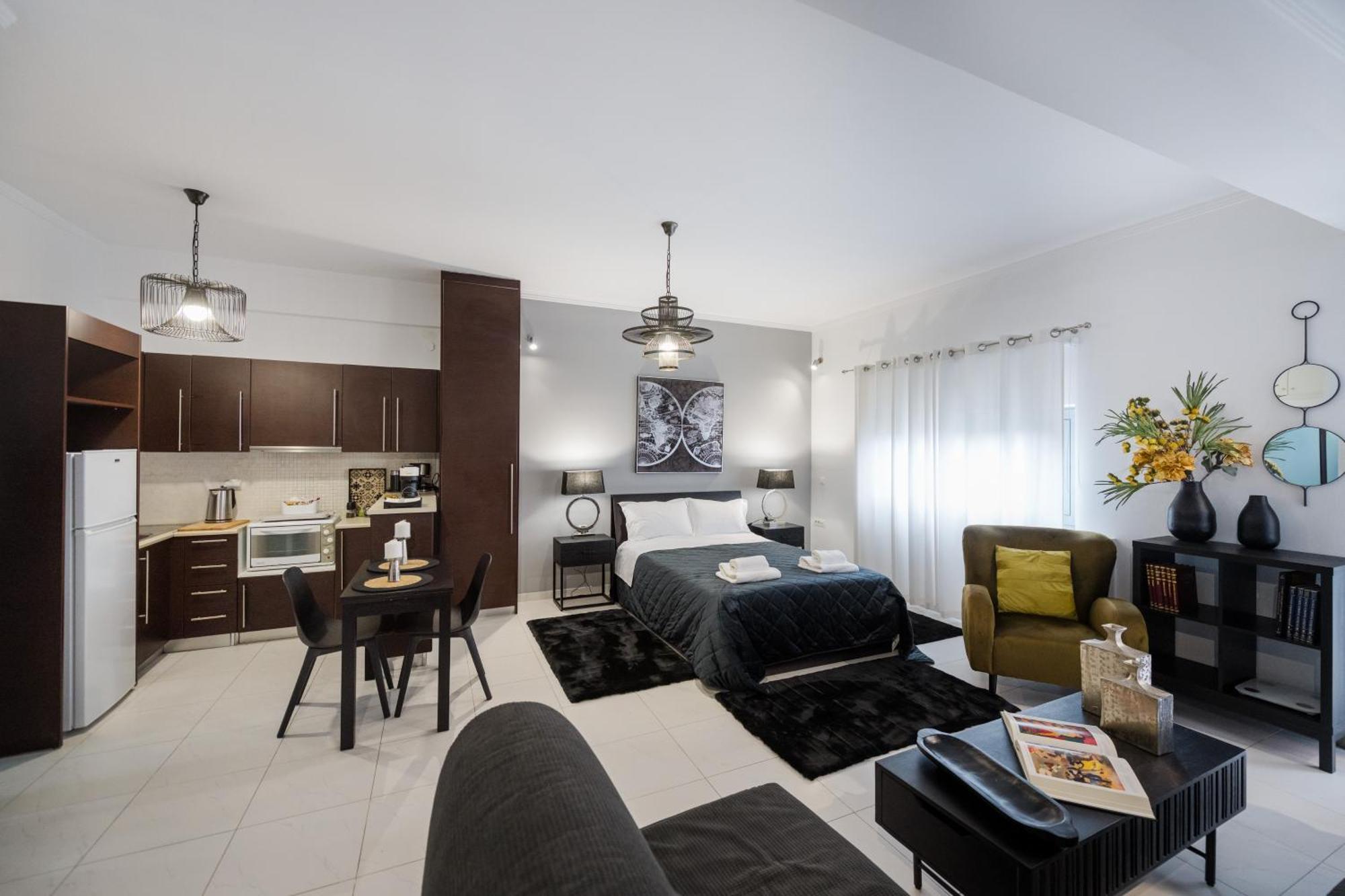 Byron Luxury Apartments Егіо Екстер'єр фото